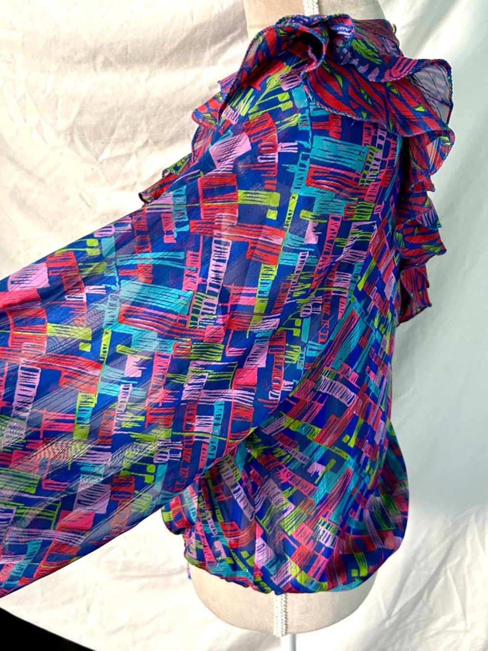 Vintage 80s Diane Freis Bold Multicolor Abstract Ruffle Drawstring Top, Size L - Picture 11 of 17
